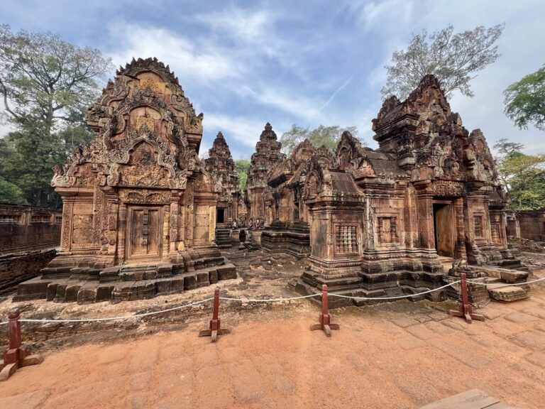 banteay-srey-temple